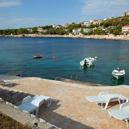 Apartments By The Sea Bilo, Primosten - 4191 Exterior foto